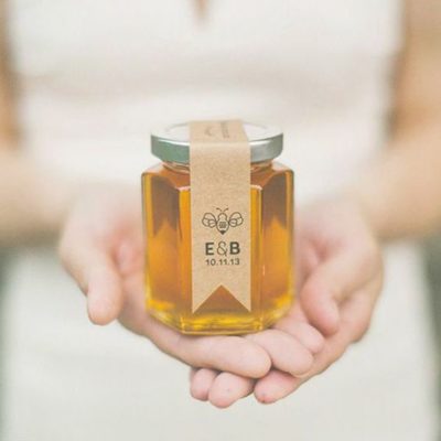 Mason Jar Wedding Favour Ideas